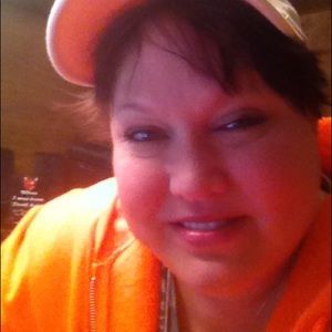 Meet your Posher, Linda